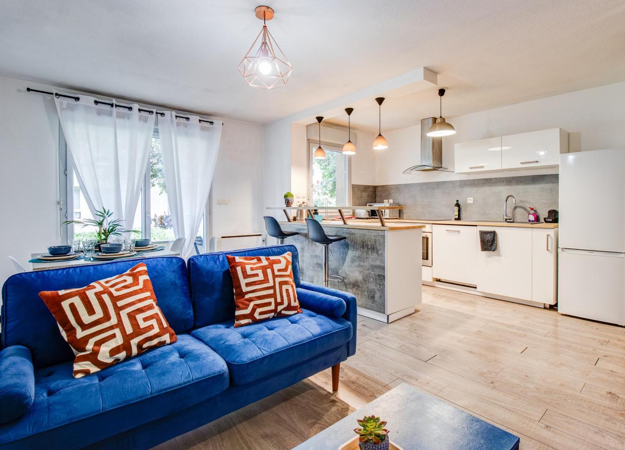 Le Reve Bleu - Joli T3 Lumineux Avec Balcon & Parking Gratuit - Centre Apartment *